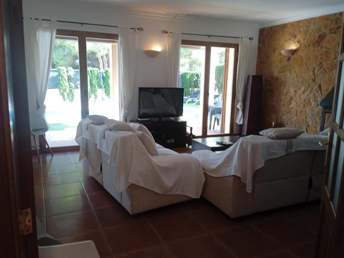 Villa Puerto Adriano 埃尔托罗 外观 照片