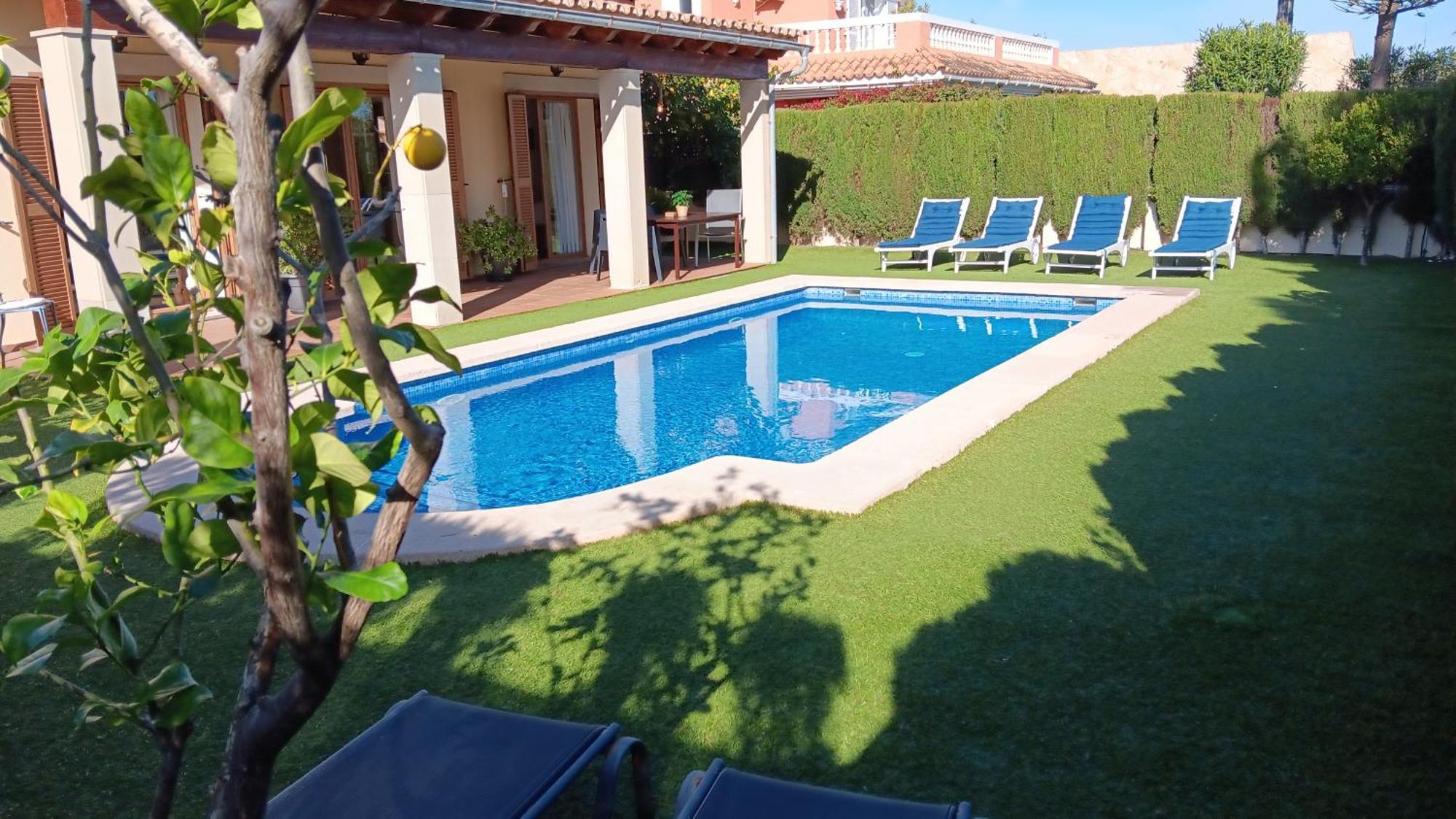 Villa Puerto Adriano 埃尔托罗 外观 照片