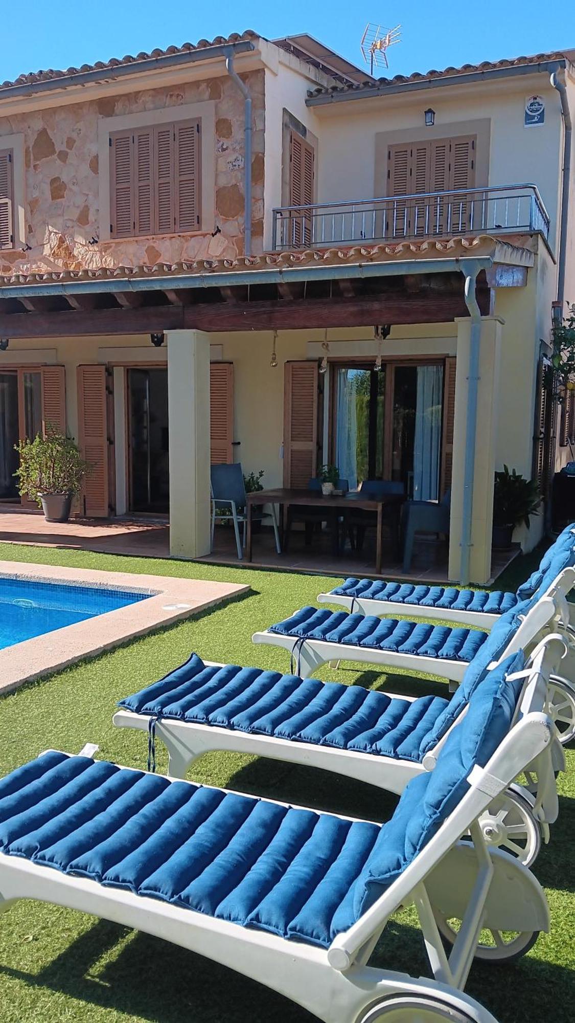 Villa Puerto Adriano 埃尔托罗 外观 照片