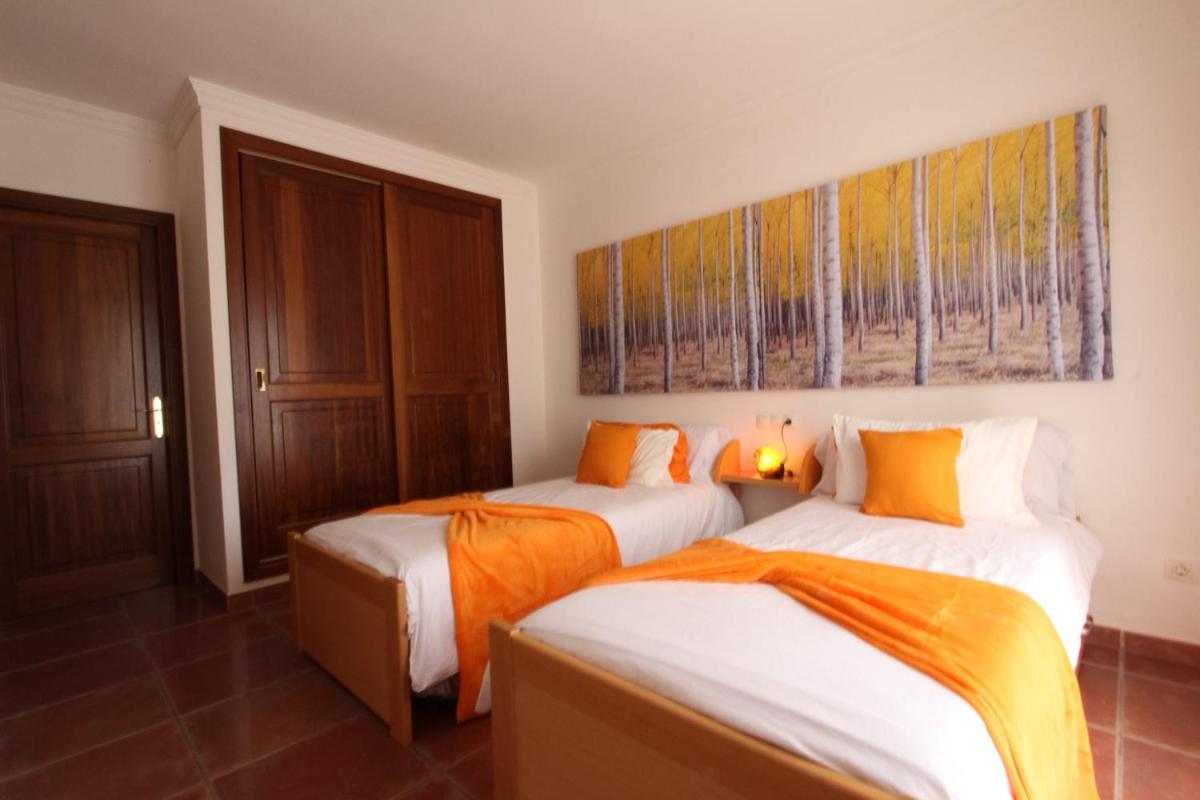 Villa Puerto Adriano 埃尔托罗 客房 照片