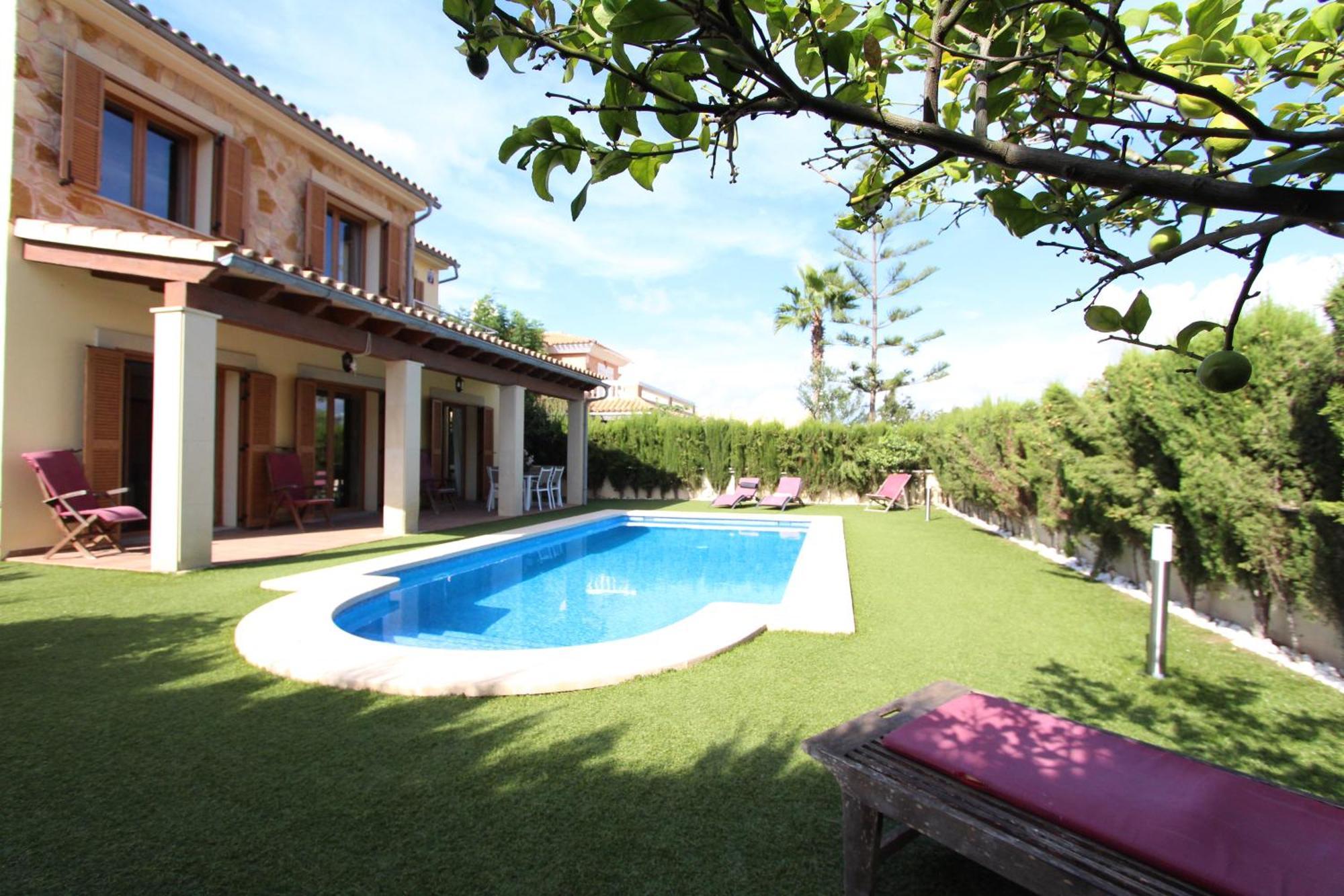 Villa Puerto Adriano 埃尔托罗 外观 照片