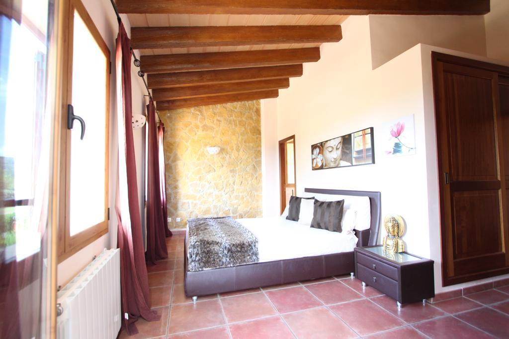 Villa Puerto Adriano 埃尔托罗 客房 照片