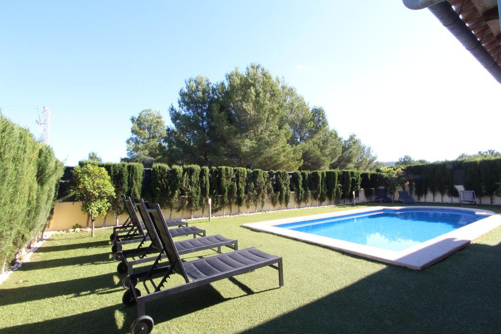 Villa Puerto Adriano 埃尔托罗 外观 照片